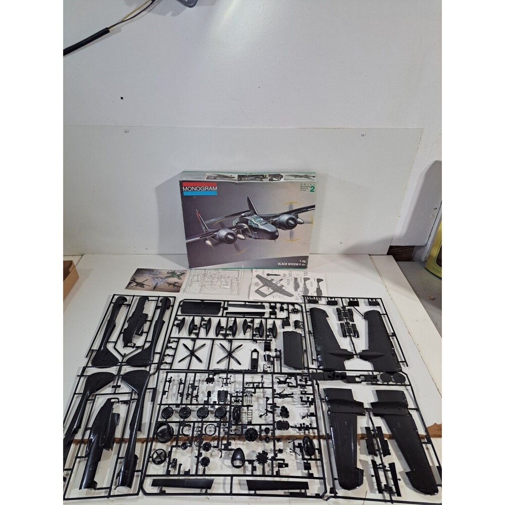 NOB Monogram 7546 1:48 Scale Black Widow P-61 Airplane Model Kit